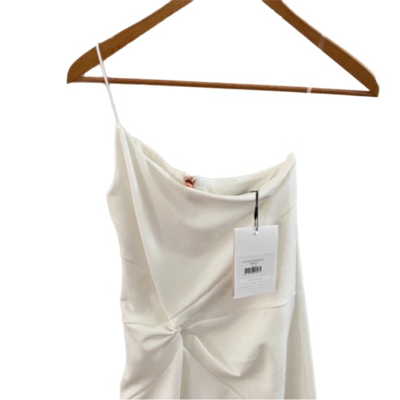 Nookie Lust One Shoulder Gown in Ivory small nwt - Picture 9 of 11